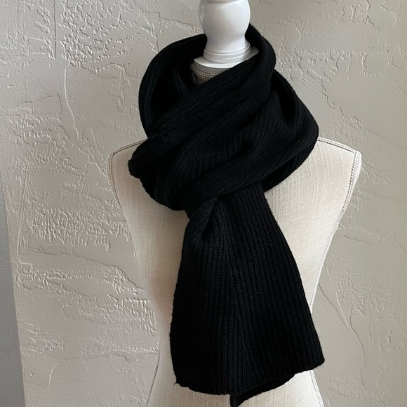 Note di Anita Black Wool/Cashmere‎ Blend Winter ScarfNew With Tag